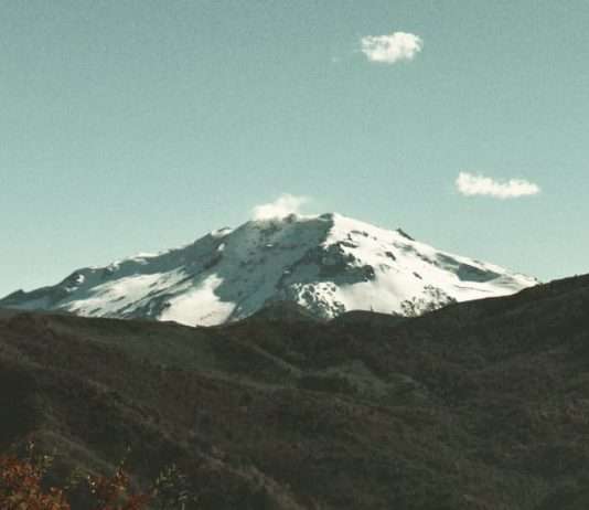 Ve y cuenta de Jesús