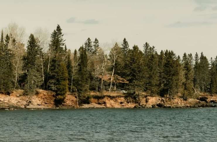 Más allá de los días tristes